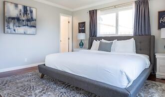 Dockside Daydreams - Canalfront and Pool Oasis