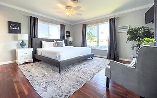 Dockside Daydreams - Canalfront and Pool Oasis