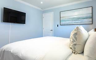 Dockside Daydreams - Canalfront and Pool Oasis