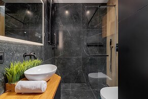 Chełmońskiego by Renters Prestige