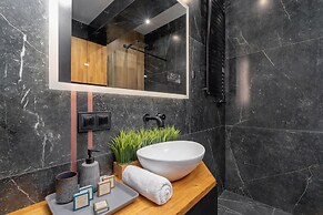 Chełmońskiego by Renters Prestige