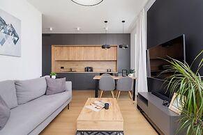 Chełmońskiego by Renters Prestige