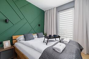 Chełmońskiego by Renters Prestige