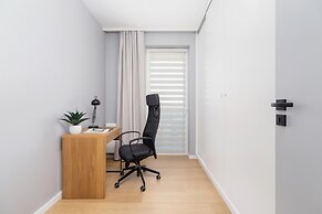 Chełmońskiego by Renters Prestige