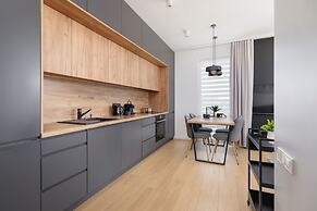 Chełmońskiego by Renters Prestige