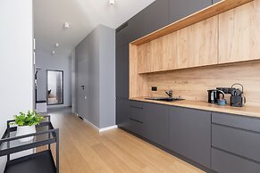 Chełmońskiego by Renters Prestige