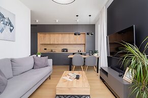 Chełmońskiego by Renters Prestige