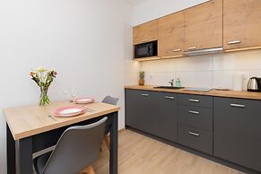 Studio With Terrace Chłapowo by Renters