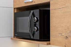 Studio With Terrace Chłapowo by Renters