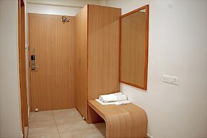 The Sky Comfort Beach Hotel, Dwarka