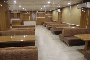 The Sky Comfort Beach Hotel, Dwarka