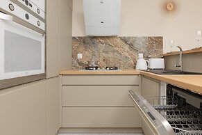 Apartment Srebrna With a View by Renters