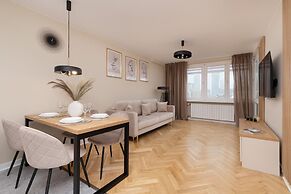 Apartment Srebrna With a View by Renters