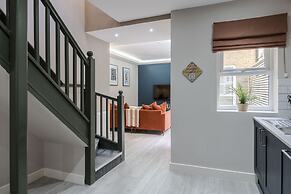 Your Apartment Shepherd's Bush