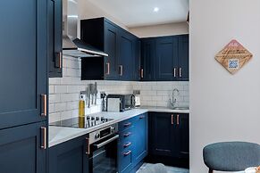 Your Apartment Shepherd's Bush