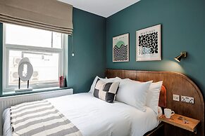 Your Apartment Shepherd's Bush