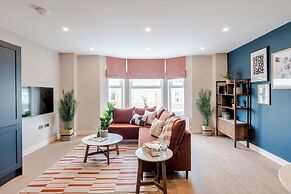 Your Apartment Shepherd's Bush