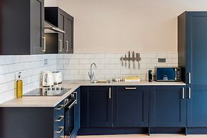 Your Apartment Shepherd's Bush