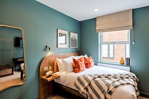 Your Apartment Shepherd's Bush