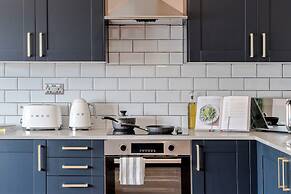 Your Apartment Shepherd's Bush