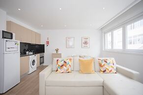 Liiiving - Seaside Cosy Apartment