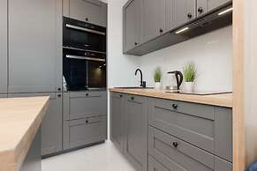 Kasprzaka 29 With 1 Bedroom by Renters