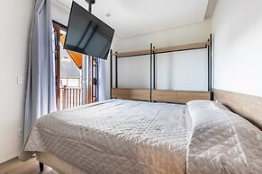 Hotel Home Green Home