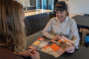 Mackay Adventure Lodge