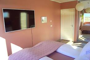 Austurey Lakefront Villa