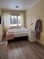 Austurey Lakefront Villa