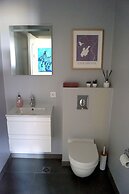 Austurey Lakefront Villa