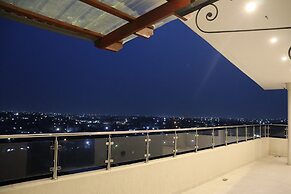 Maya Villa Hotel