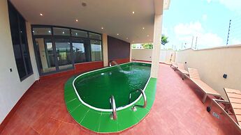 Maya Villa Hotel