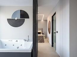 Theta Boutique Hotel