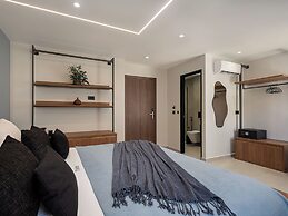 Theta Boutique Hotel