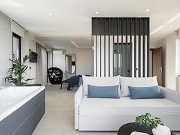 Theta Boutique Hotel