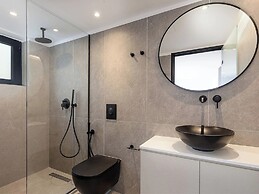 Theta Boutique Hotel