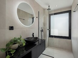 Theta Boutique Hotel