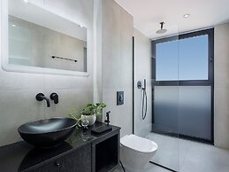 Theta Boutique Hotel