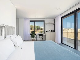 Theta Boutique Hotel