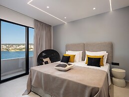 Theta Boutique Hotel