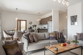 Wood and Stone Chalet