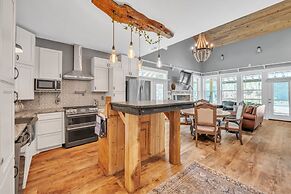Country Solitude Close To The Beach 3 Bedroom Farmhouse by RedAwning