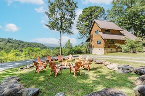 Budro's Bungalow 2 Bedroom Cabin by RedAwning