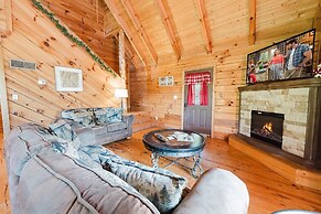 J Willy's Refuge 2 Bedroom Cabin by RedAwning