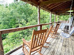 J Willy's Refuge 2 Bedroom Cabin by RedAwning