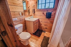 J Willy's Refuge 2 Bedroom Cabin by RedAwning