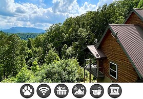 J Willy's Refuge 2 Bedroom Cabin by RedAwning