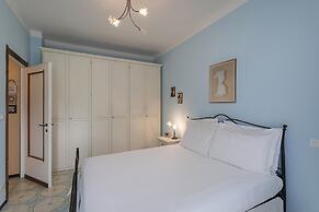 Un Balcone Sulle Colline di Rapallo by Wonderful Italy