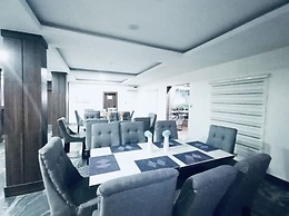 Boston Hill Resort & Hotel Ltd